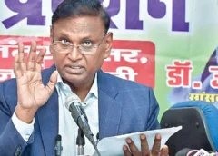 Udit Raj Sparks Controversy with Remarks on Mayawati