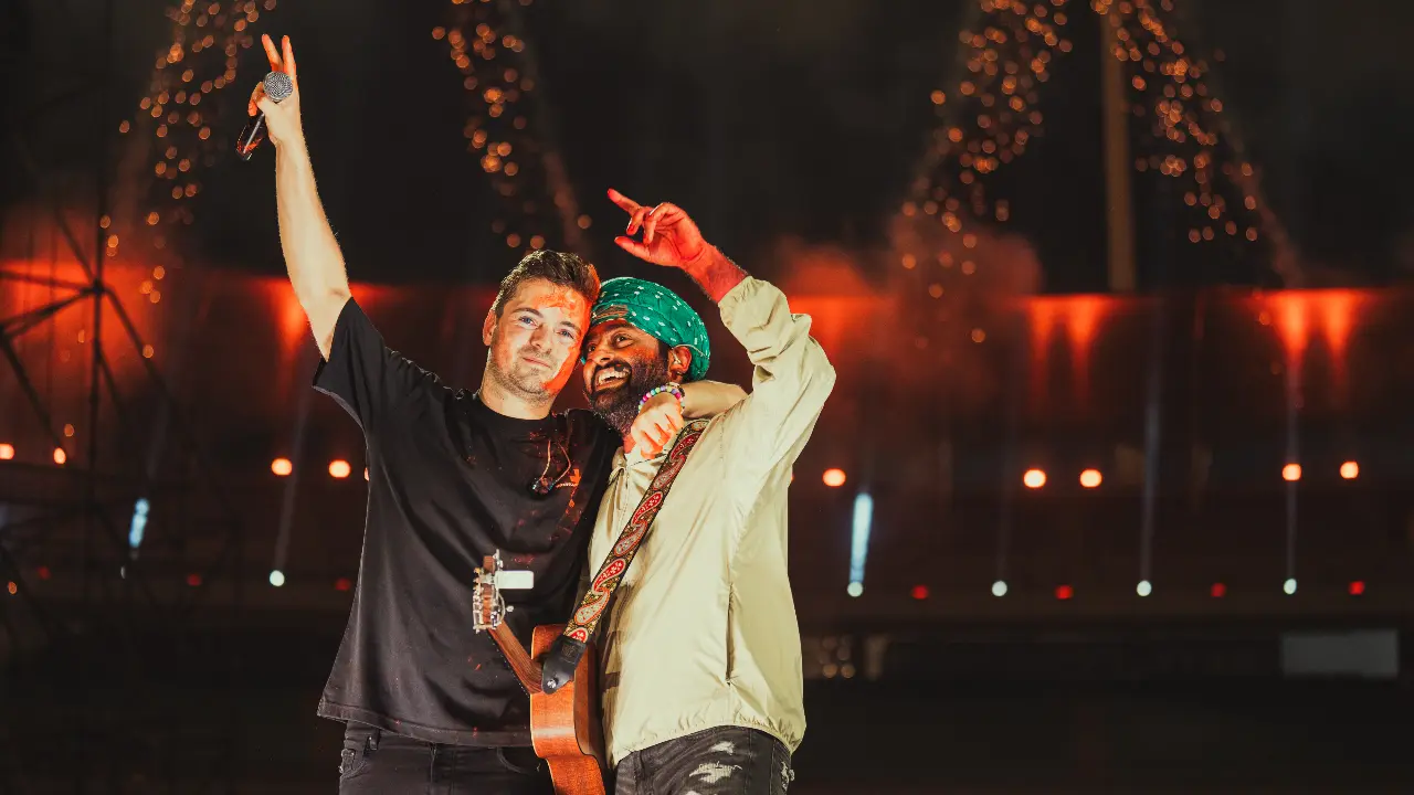 Martin Garrix and Arijit Singh Set the Stage Ablaze at DY Patil Stadium ...