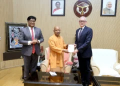 Maersk MD Meets CM Yogi Adityanath, Discusses Expansion of Investments in Uttar Pradesh
