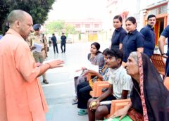 ‘Do Not Worry, No Hurdle Will Be Allowed in Child’s Treatment’: CM Yogi Assures Woman at Janata Darshan