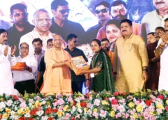 Those Who Divide Society for Vote Bank Politics Lose Nerve Before Mafias: CM Yogi
