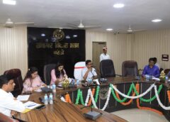 Bareilly DM Directs Departments and Banks to Expedite PM Surya Ghar Scheme